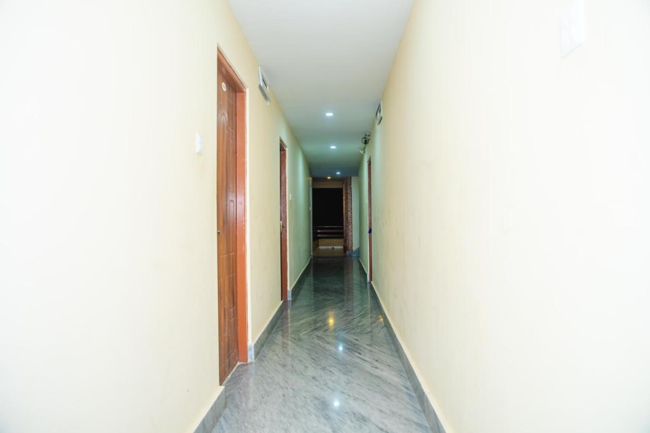 Hotel Olympus Pokhara Buitenkant foto